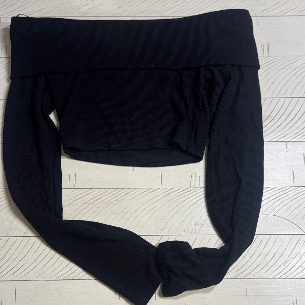 Garage Black Off-Shoulder Crop Top